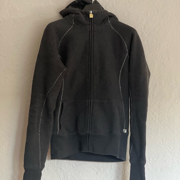 Aritzia Charcoal Grey Zip Hoody - Picture 3 of 3